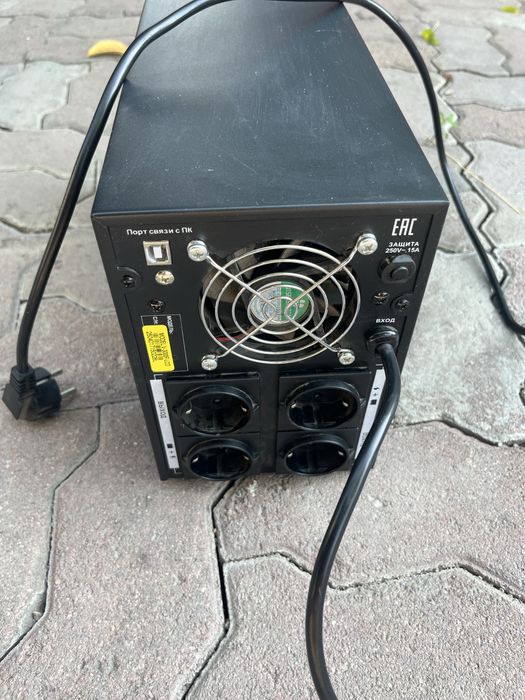 ИБП UPS бесперебойник 3 кВт модель 3000V