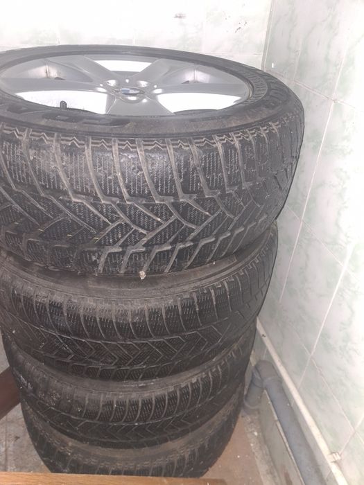 Jante aliaj BMW X5 cu anvelope R18