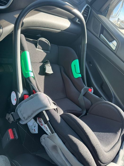 Продам коляску с автокреслом