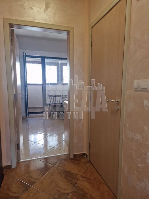 Продава се Двустаен апартамент в Варна, Зимно кино Тракия - 40 кв.м за 2575 €/кв.м - Снимка #5