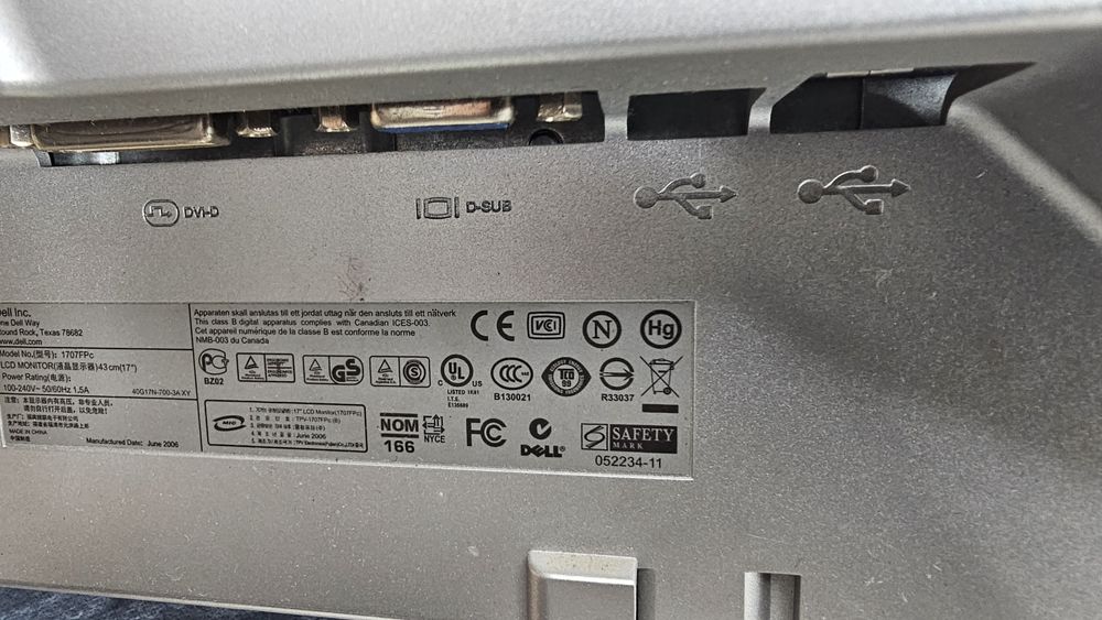 Монитор DELL 43см 17 D.