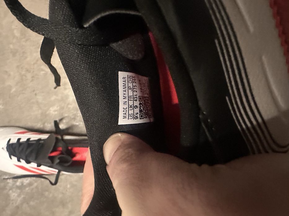 Адидас футболни обувки