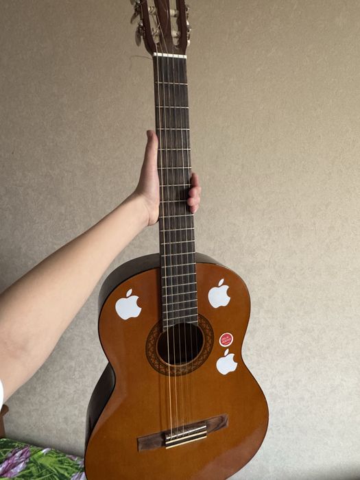 Гитара YAMAHA C40