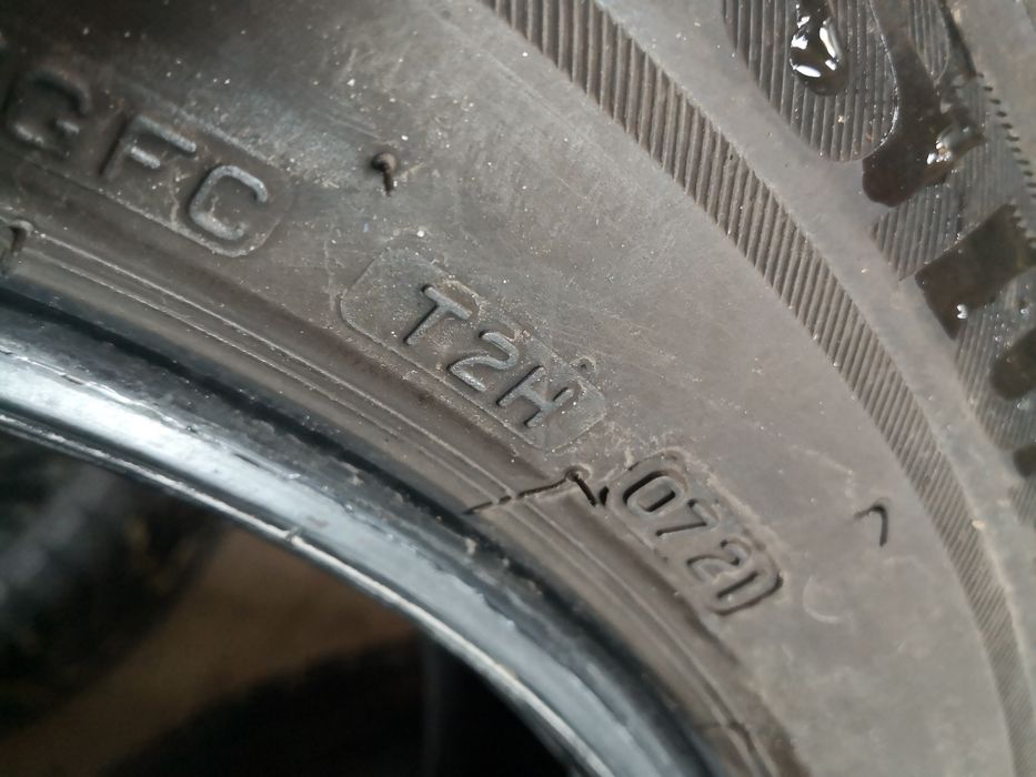 225 60 17 цола гуми като нови дот 22 Pirelli Bridgestone