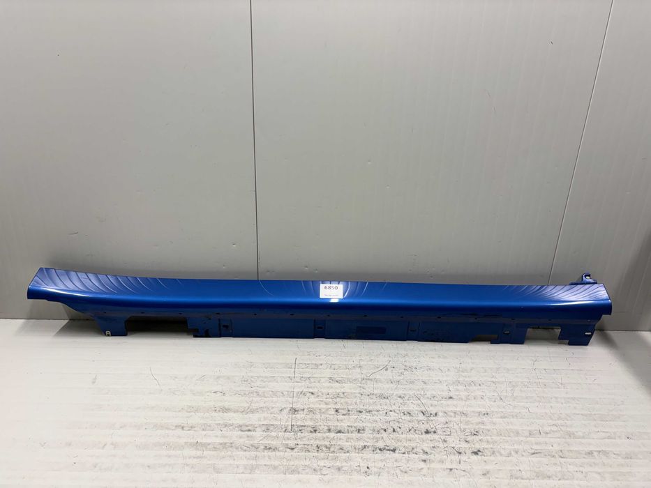 Десен Праг БМВ Ф48 М-Пакет 8067688 8059870 BMW F48 Estoril-Blau Metallic