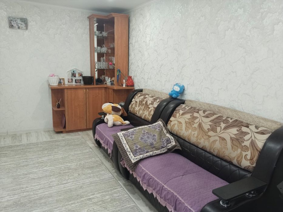 Продается диван с шкафом