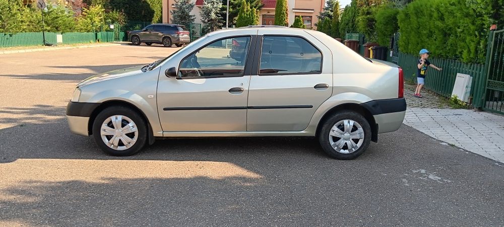DACIA Logan