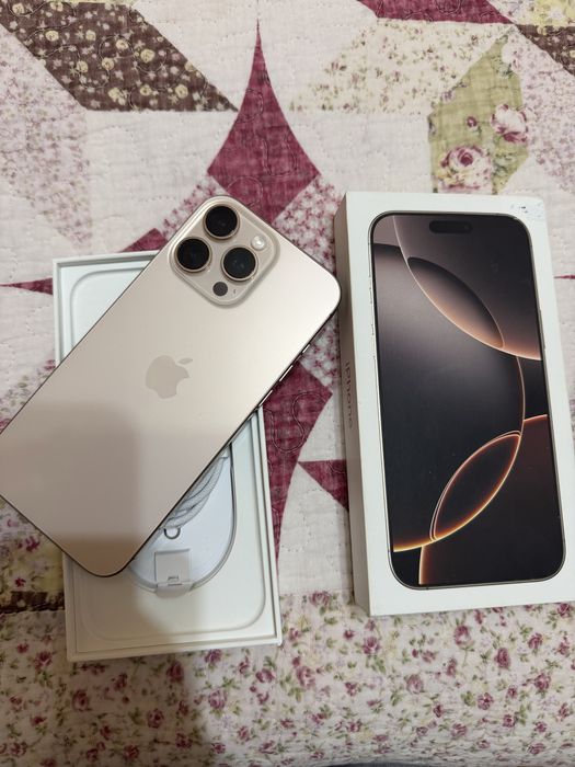 Продаю 16 про мах 512