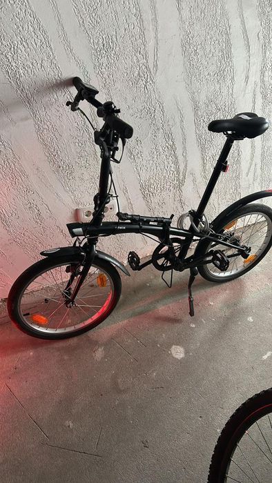 Bicicleta pliabila Btwin 100 de 20 de inchi - Neagra -A-
