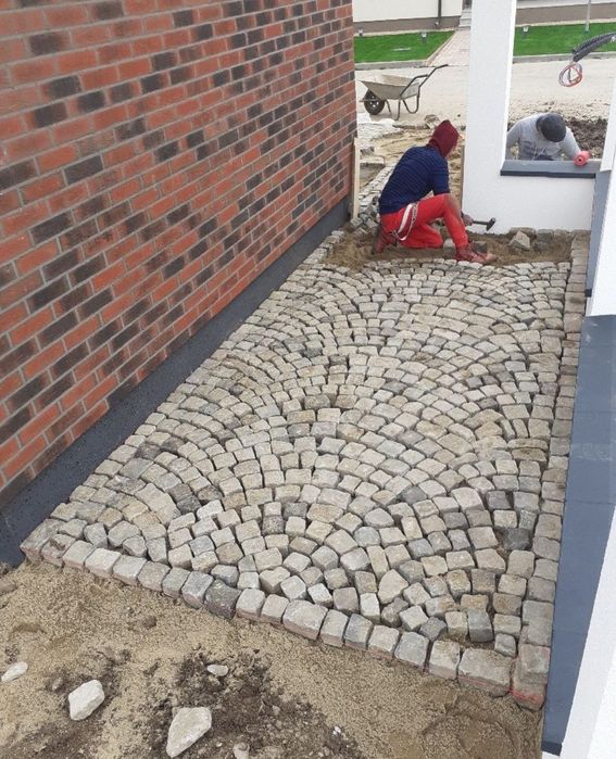 Piatra cubica de vânzare soluția completa cu montaj