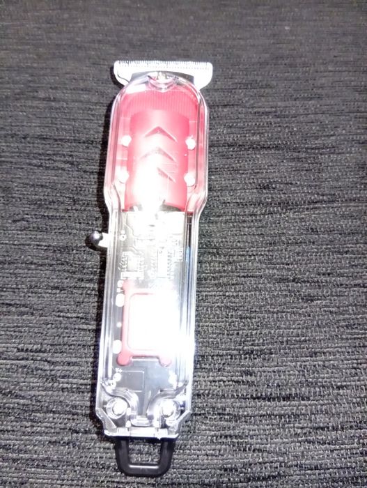 Безжична машинка за подтригване