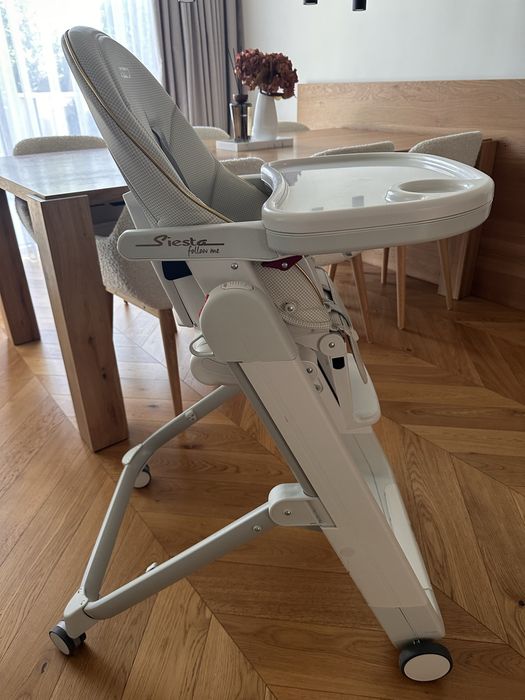 Детско столче за хранене Peg Perego Siesta Follow Me