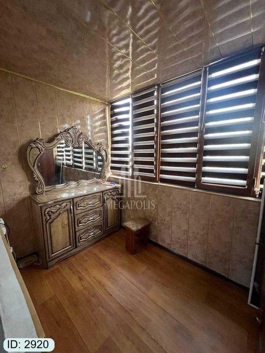 gorgaz saodat restarani tarafda 2 xonali  kvartira sotiladi №2920