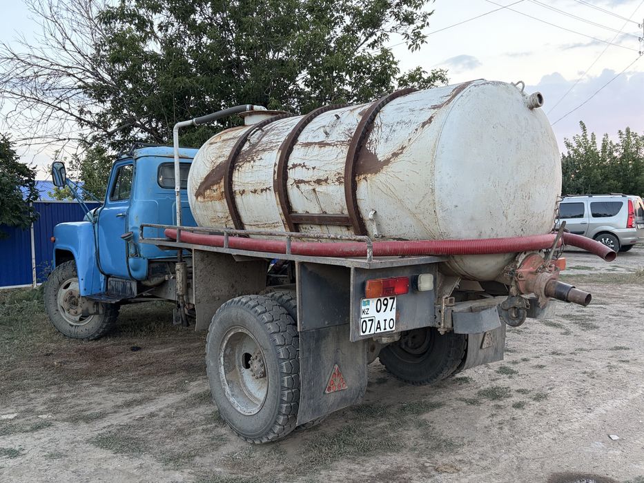 Продам ассенизатор газ 53