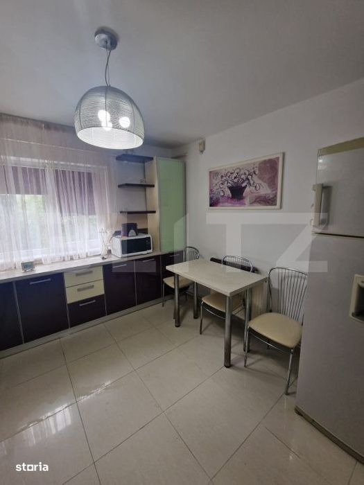 Apartament 3 camere, 69 mp, etaj 1, decomandat, zona Zamca