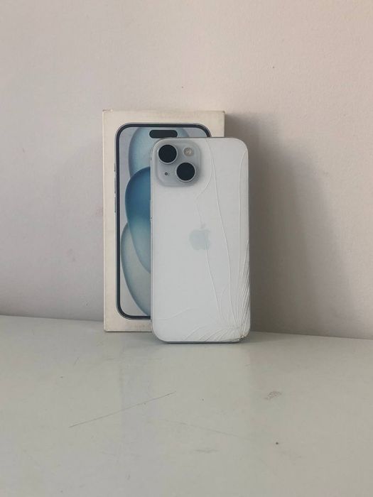 iPhone 15 на 128гб