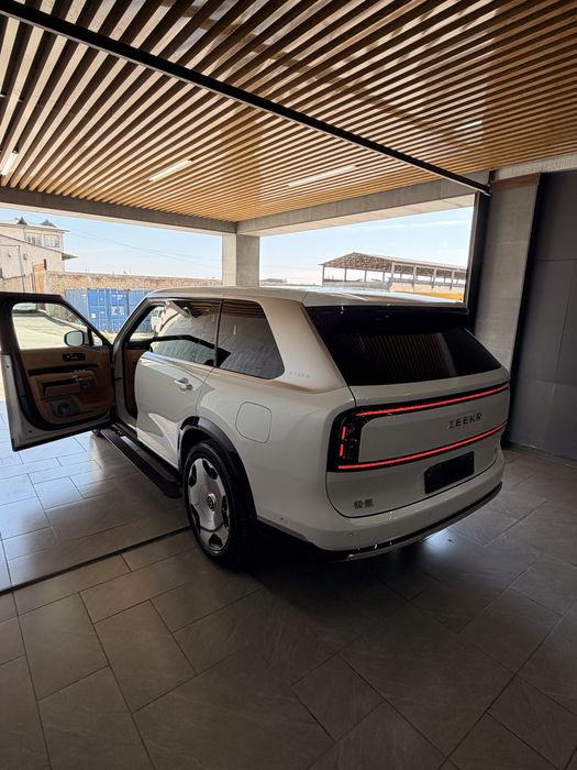 ZEEKR9Х ултира фули