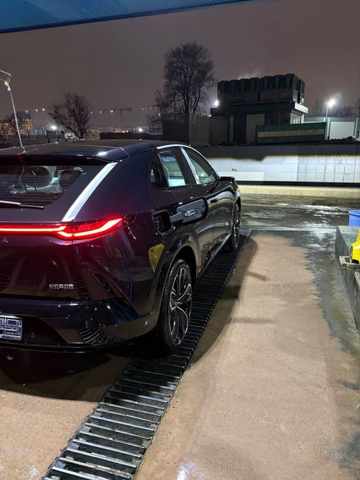 Mazda EZ 60 Hybrid full