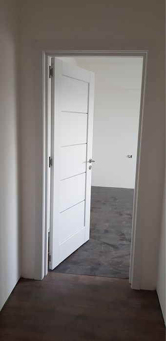Uși interior moderne ieftine – diferite dimensiuni, gata de montaj Usi metalice atipice , orice dimensiune la comanda