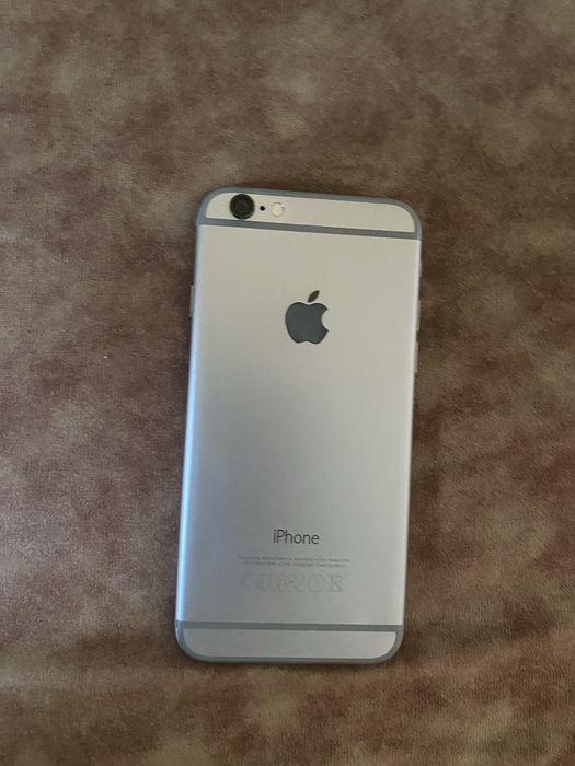 Продам iPhone 6.