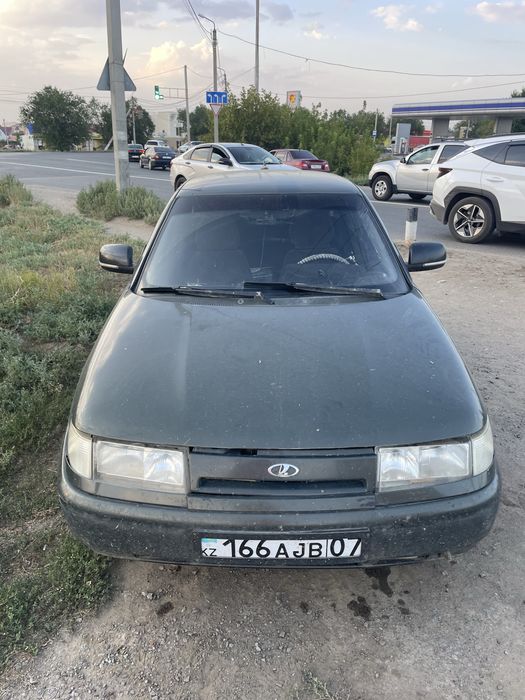 Продам машину 2110