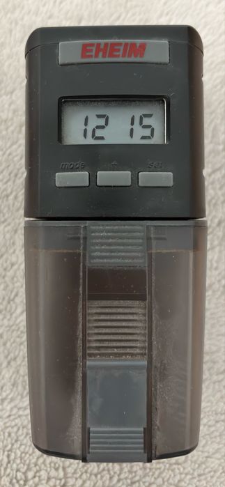 Alimentatir automat pesti - Eheim
