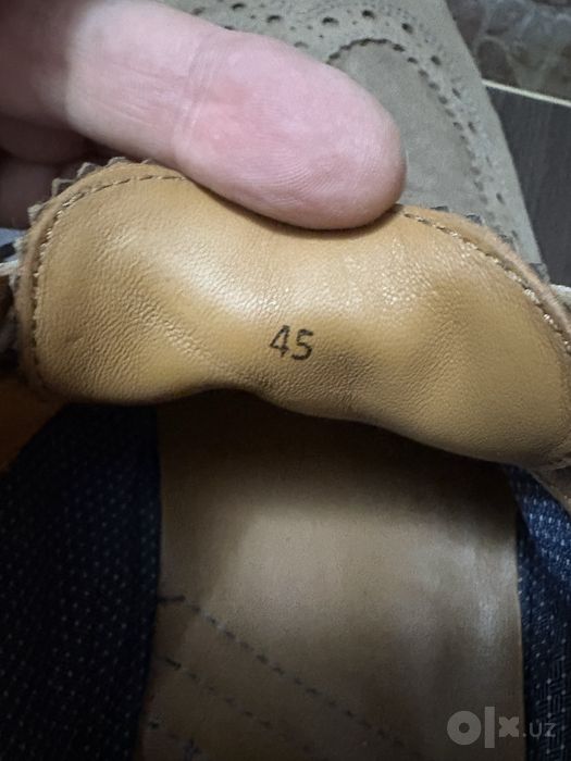 Продаются 2 пары замшевых мужских туфель