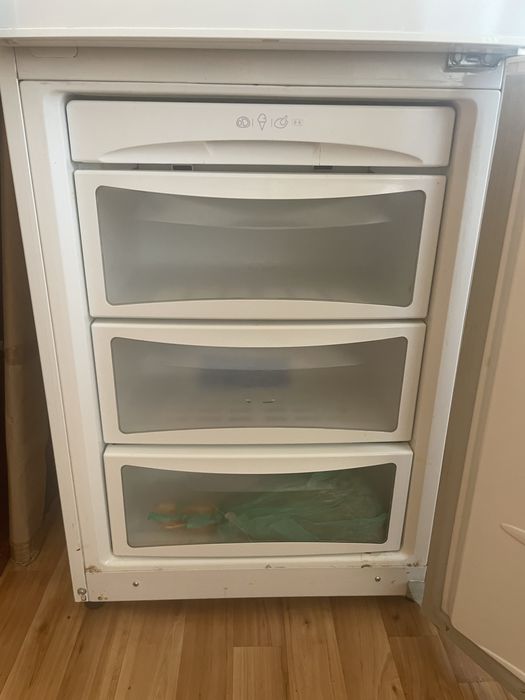 Продается холодильник в очень хорошем состоянии