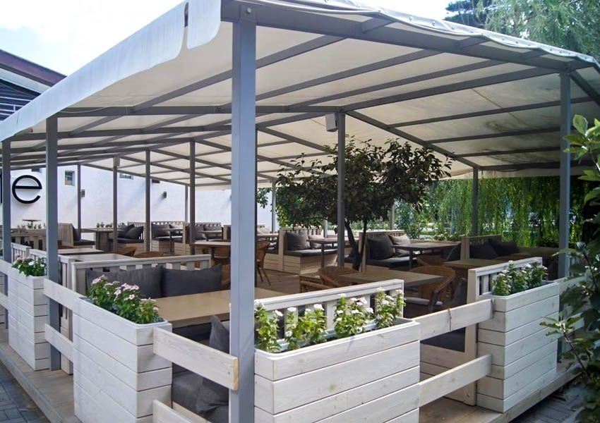 Изготовление и монтаж летников для кафе и ресторанов