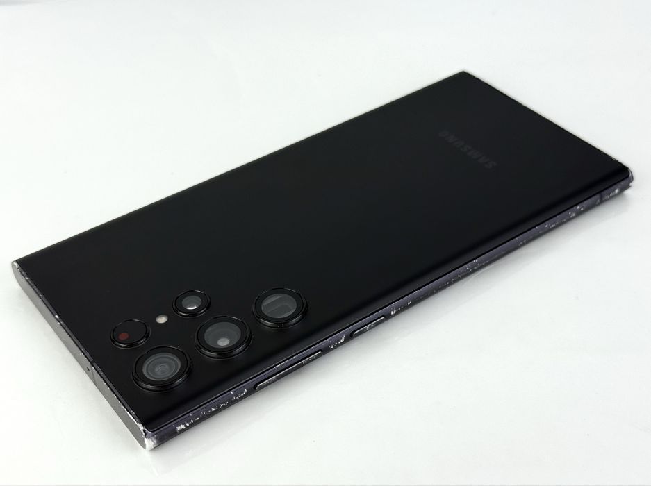 Samsung Galaxy S22 Ultra 5G 256GB 12RAM Black Отличен! Гаранция!
