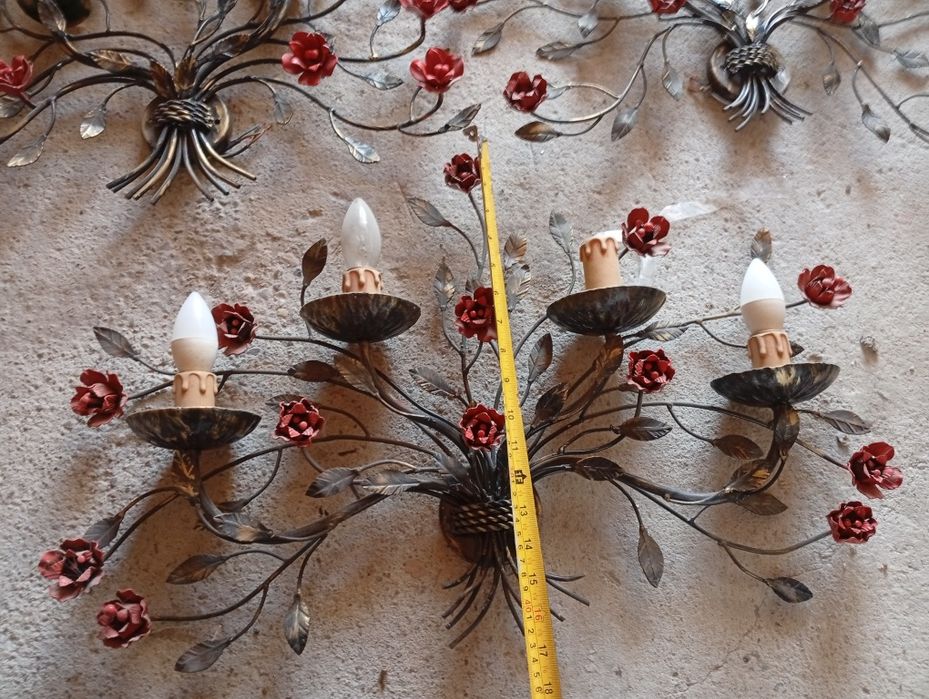 Aplica Set 3 buc fier forjat cu trandafiri  lucrat manual.