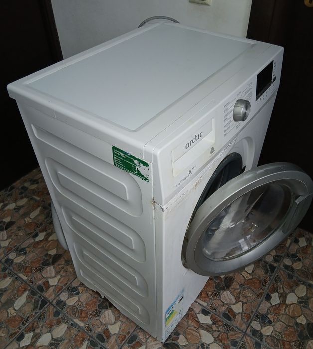 Vand Masina de spalat Arctic frontala 1200 rpm 7 kg clasa A+++