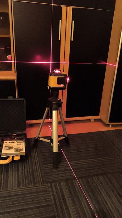 Лазерный уровень denzel