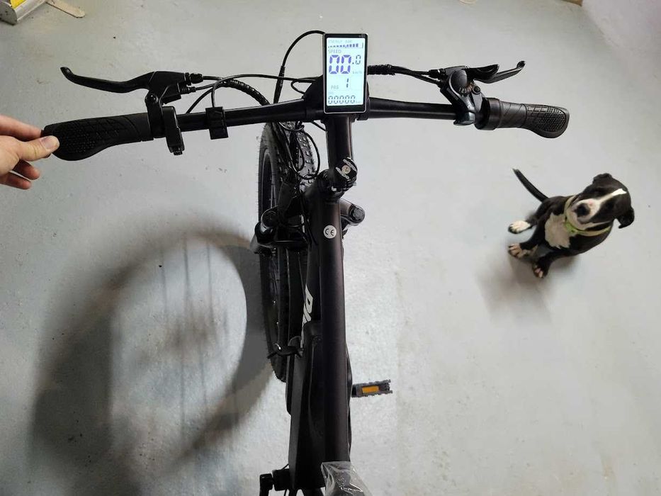 Bicicleta electrica, roti pe 26