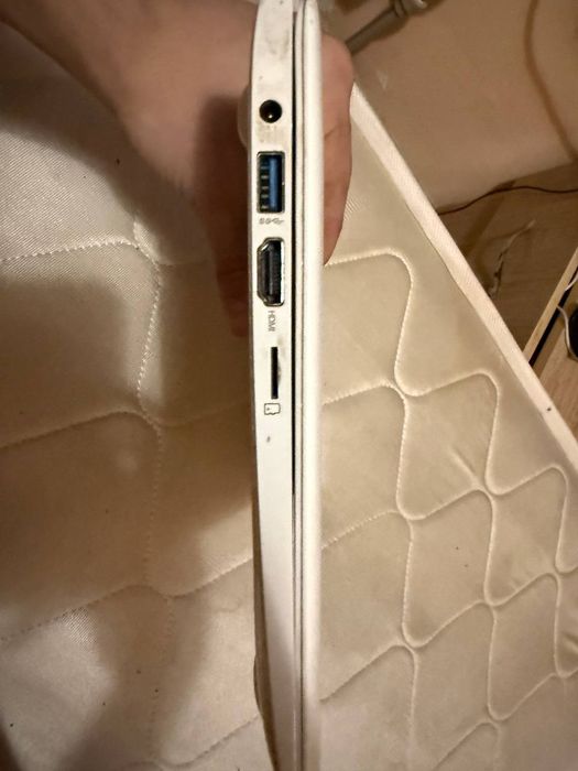 Ноутбук Lenovo Compact