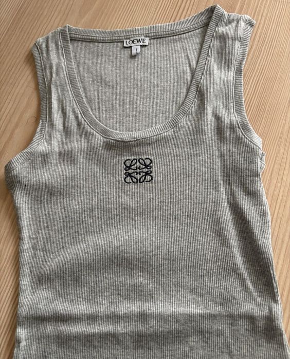 Top lung loewe diferite culori