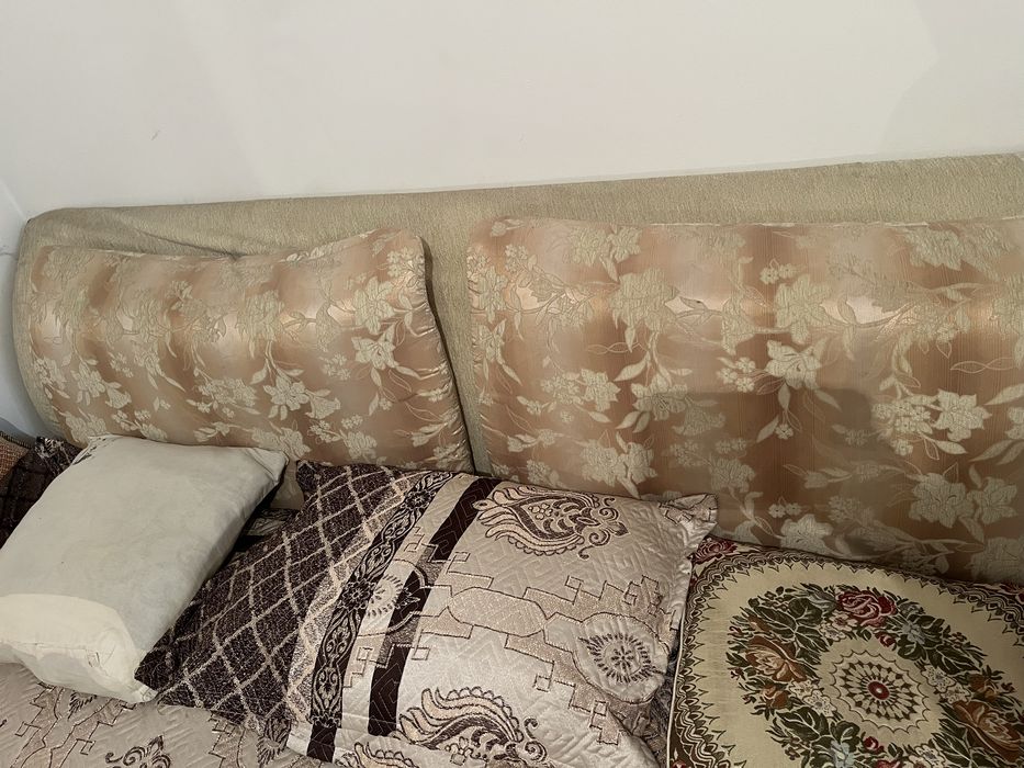 Кровать двуспальная