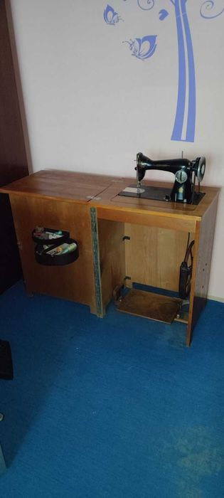 Крачна шевна машина Юнион