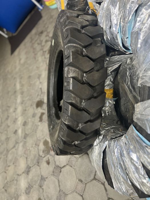 Продам шины индустральная для эксковатора
