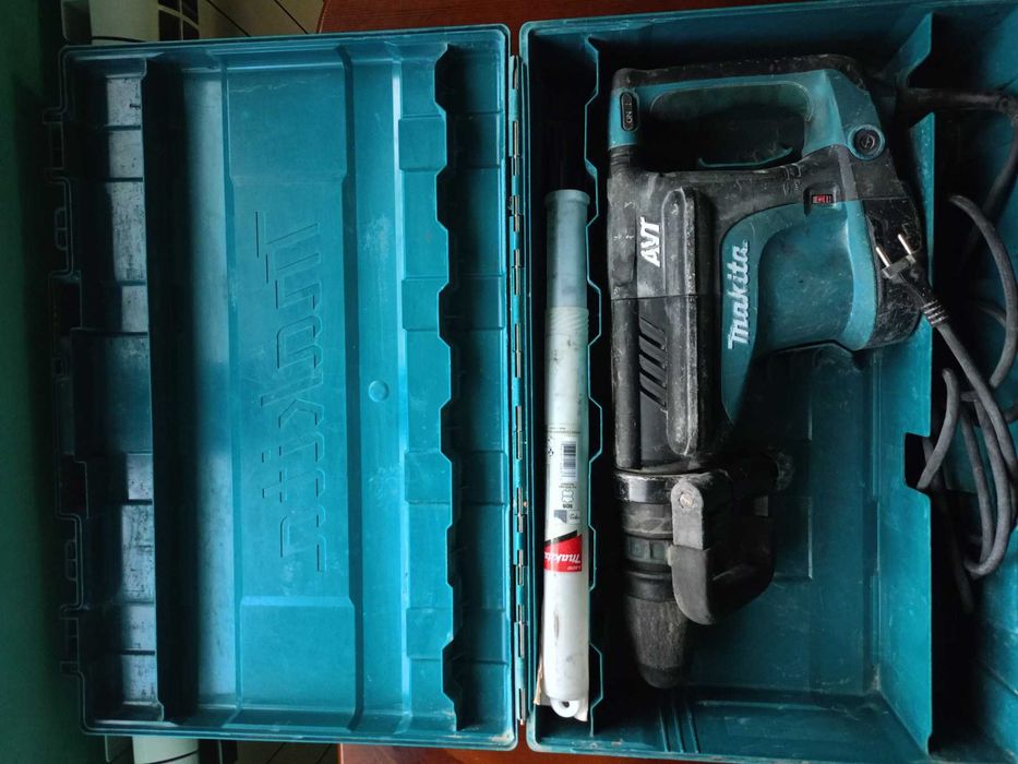 Машини Makita HM1213C SDS MAX, DGA511, DHR280, DTM51, DDF482, батерии BL1830 BL1840 BL1850 BL1860
