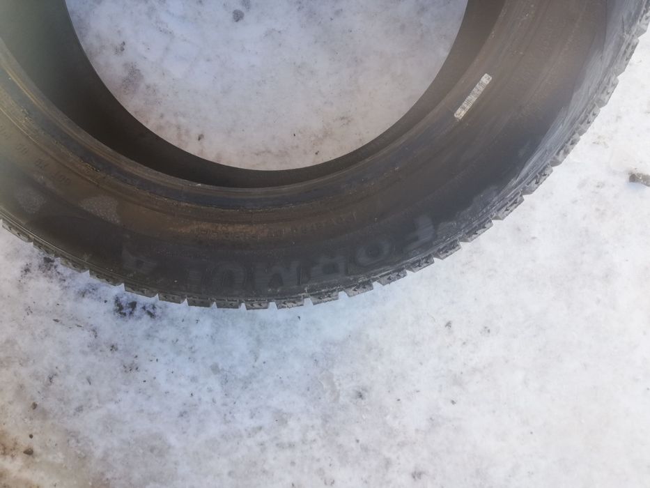 Шины на R 18 продам