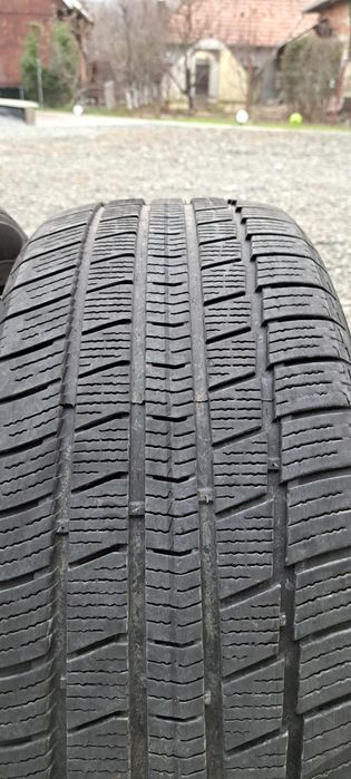 235 55 19 Radar dimax 4 season, all season 2 buc