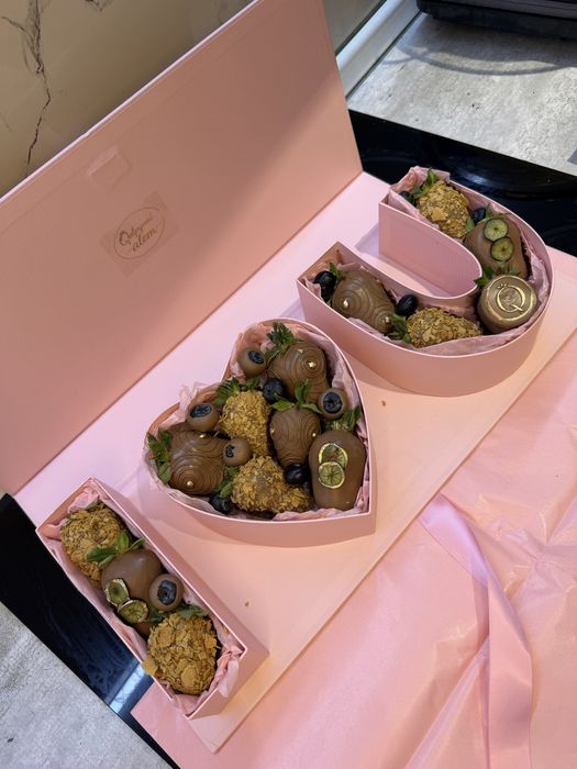 Клубника в шоколаде Алматы