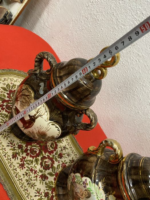 Винтидж порцеланови урни Bequet 1950те ръчна украса маркировка