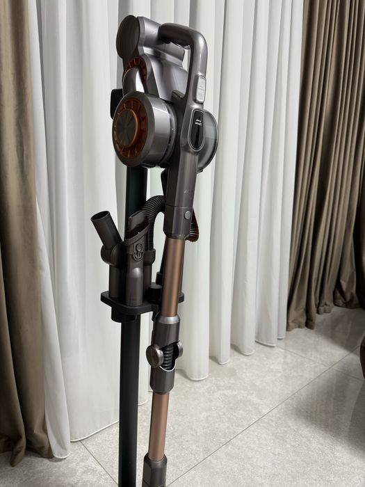 Aspirator vertical Jimmy h9pro