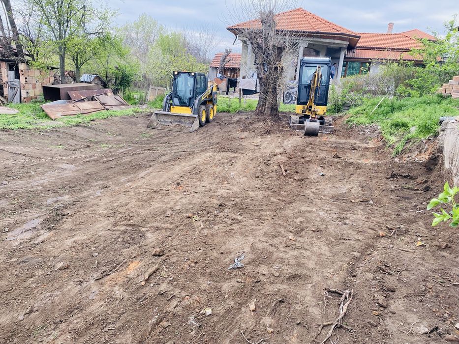 бобкат мини багер извозване и доставка на строителни материали