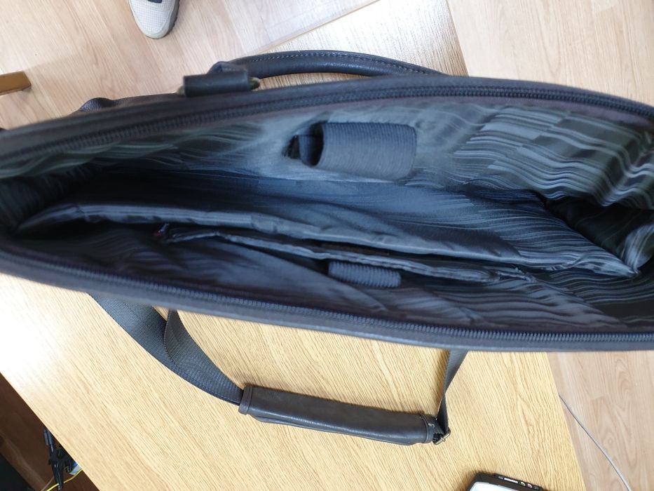 Чанта за лаптоп и документи