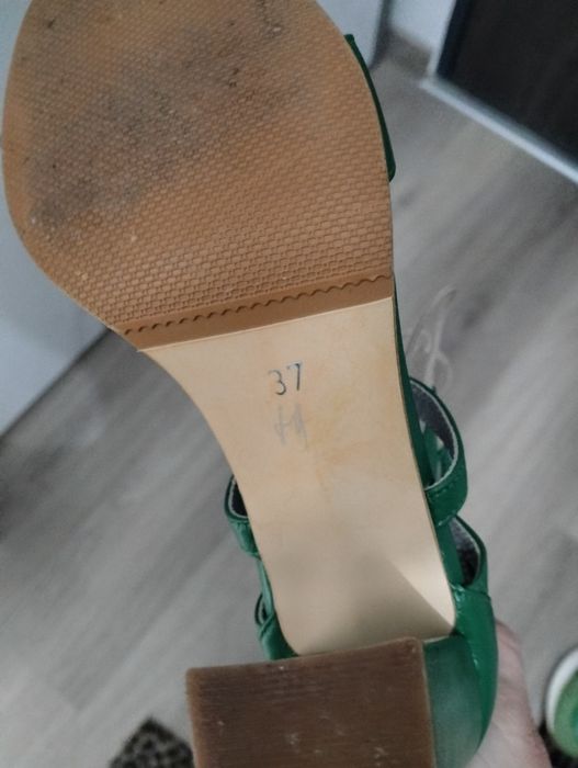 Sandale  Estella Blue din piele naturala, purtate o singură dată,culoare verde,mărimea 37