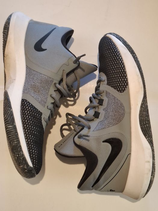 Nike precision 43