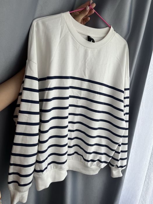 Продам  кофту в идеальном состоянии